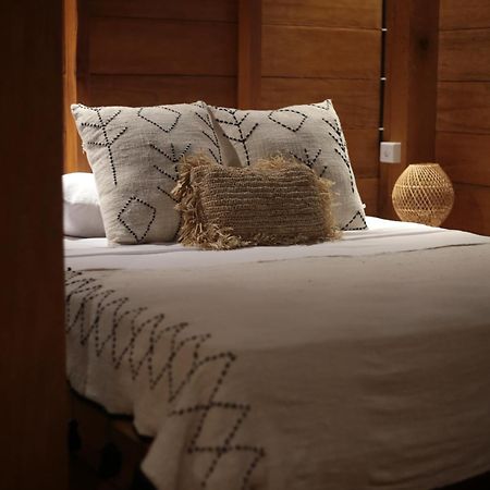 Villa Tala Tua Pejat Ngoại thất bức ảnh
